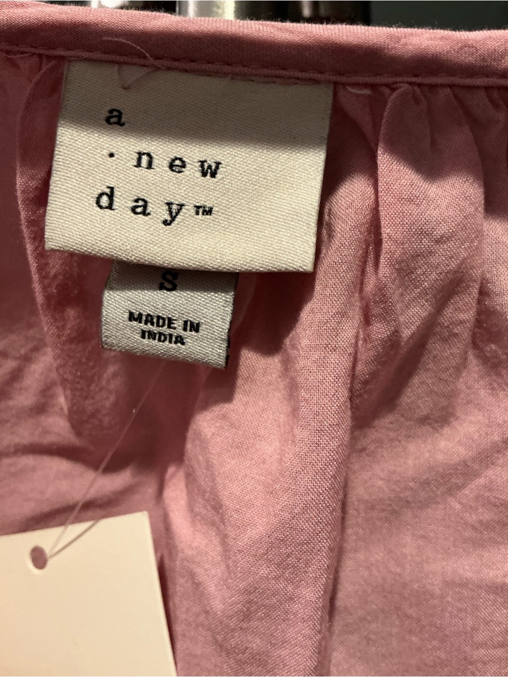 Pink Button Down Cropped Blouse - Picture 5 of 6